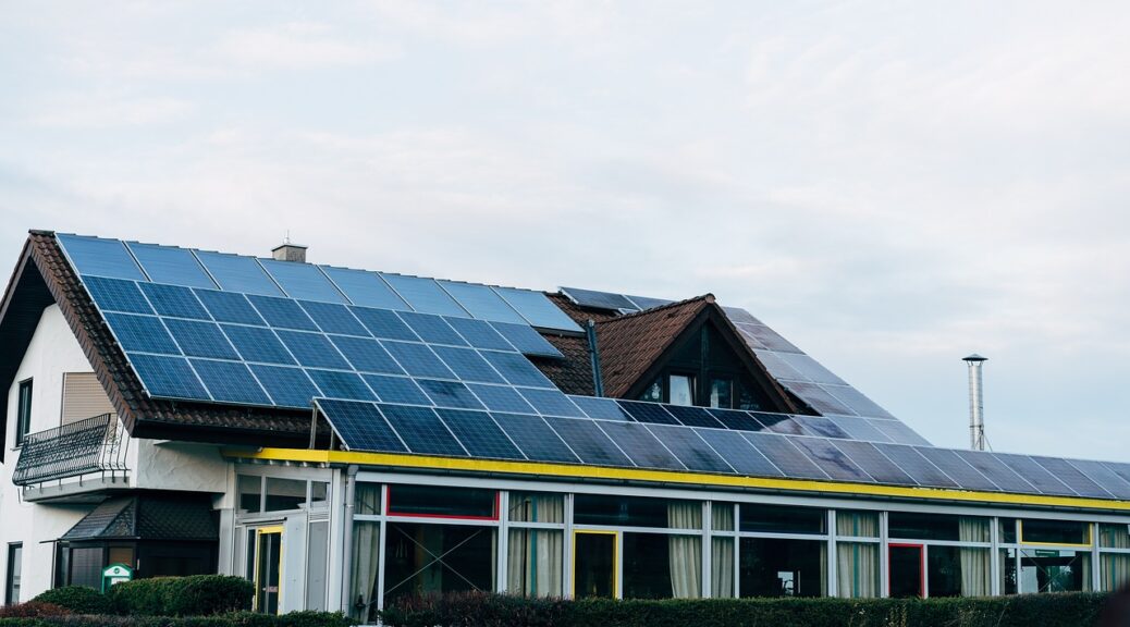 Panneaux solaires photovoltaïques atouts défis et perspectives dune révolution énergétique